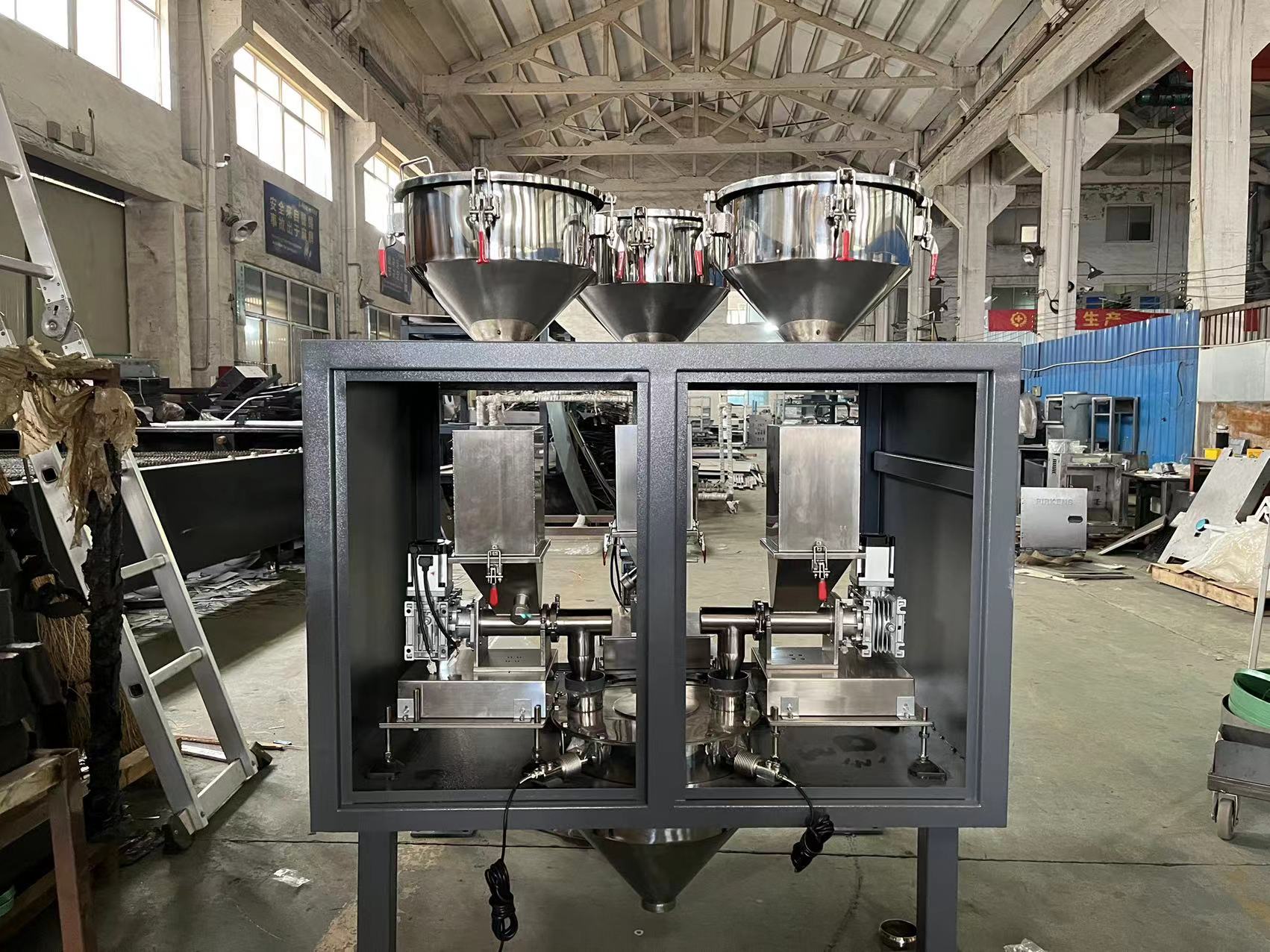 雙計量母粒機 色母粒喂料機